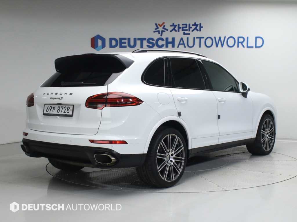 Porsche Cayenne - Vista 2