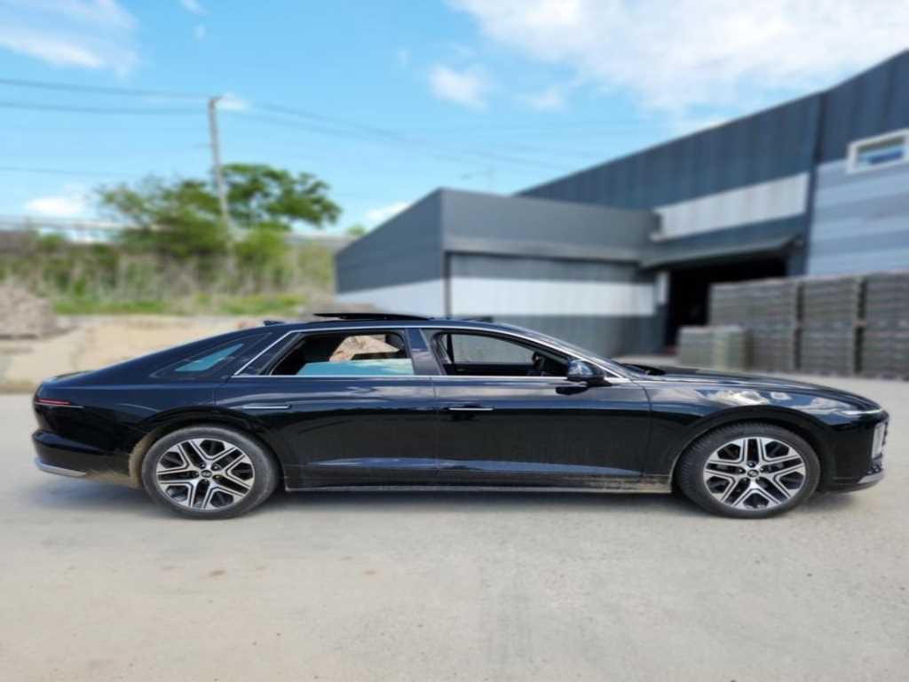 HYUNDAI Grandeur - Vista 4