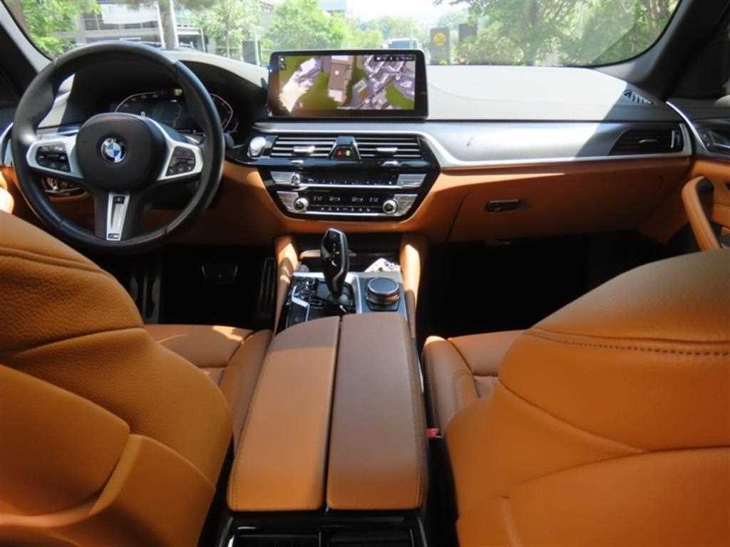 BMW 5 Series 2023 Blanco - Importación desde Corea - HF Imports Iquique - Foto 15