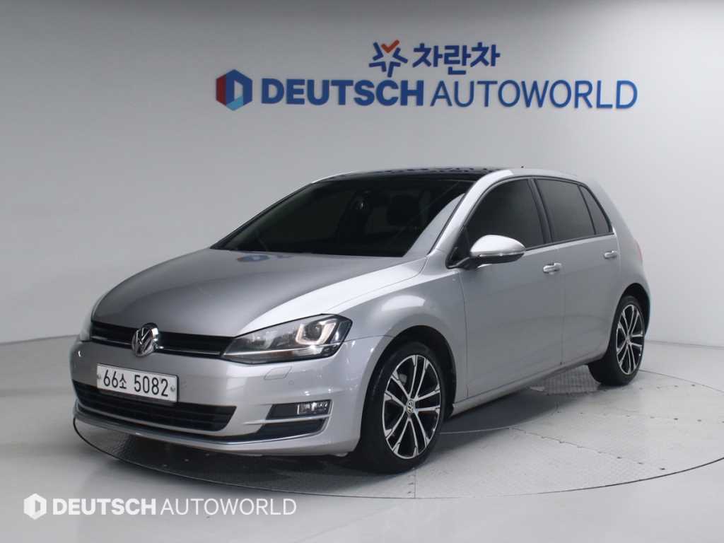 Volkswagen Golf - Vista 2