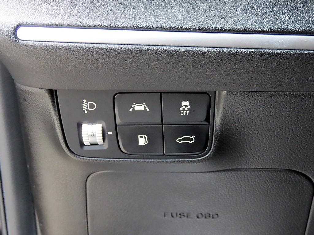 HYUNDAI Grandeur - Vista 12