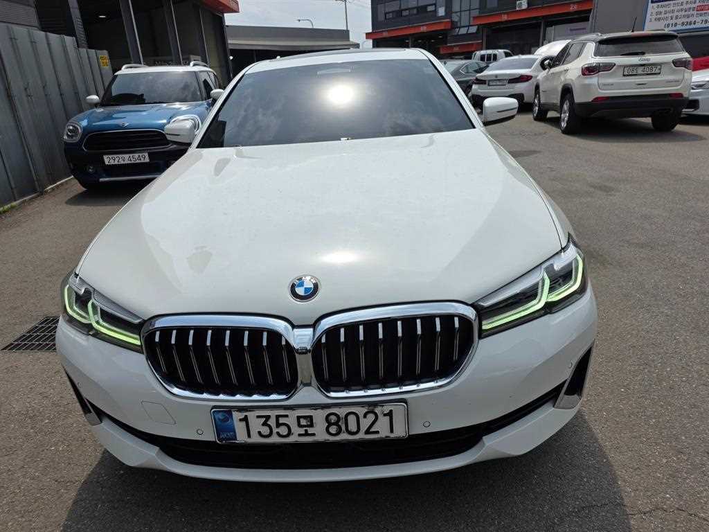BMW 5 Series 2021 Blanco - Importación desde Corea - HF Imports Iquique - Foto 1