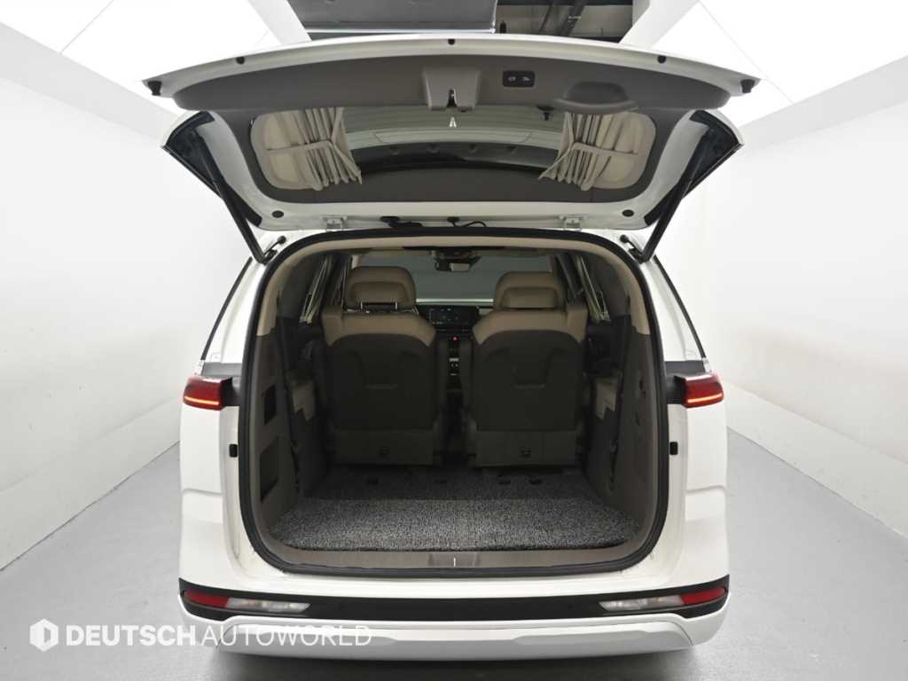 KIA Carnival 2023 the color of pearl - Importación desde Corea - HF Imports Iquique - Foto 19