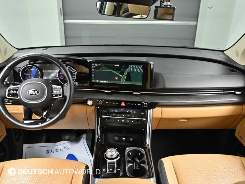 KIA Carnival - Vista 7