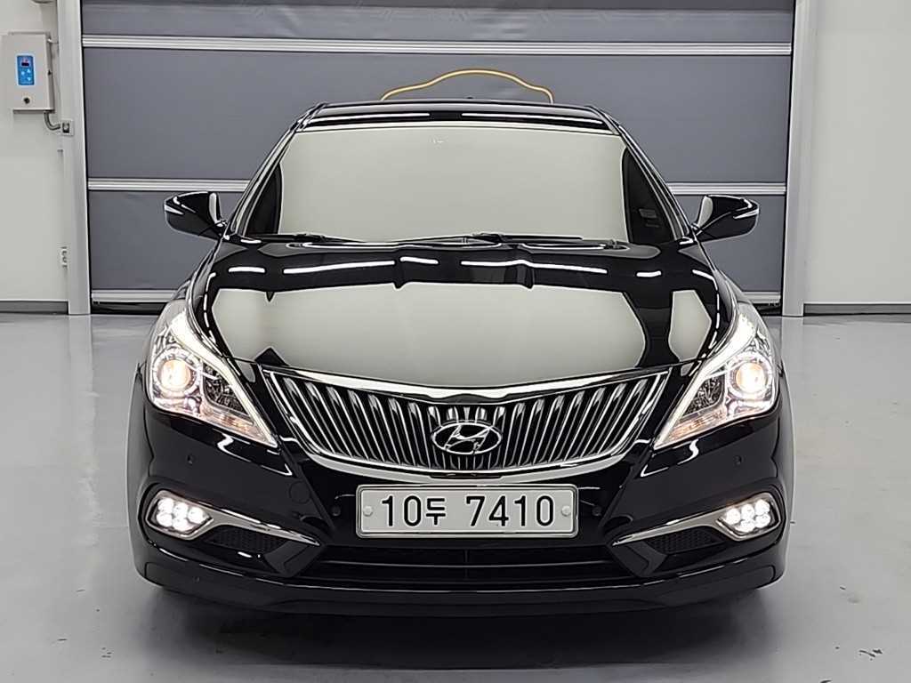 HYUNDAI Grandeur - Vista 2
