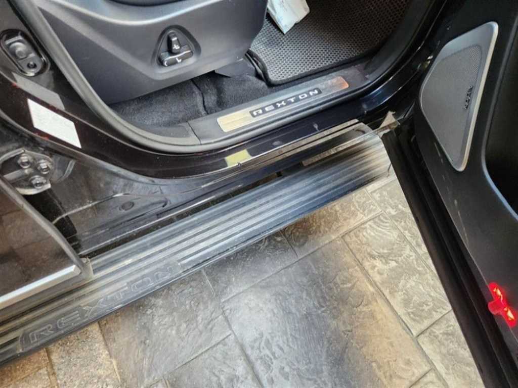 Ssangyong Rexton - Vista 8
