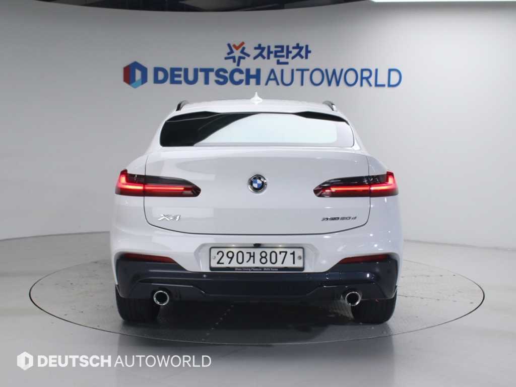 BMW X4 - Vista 4