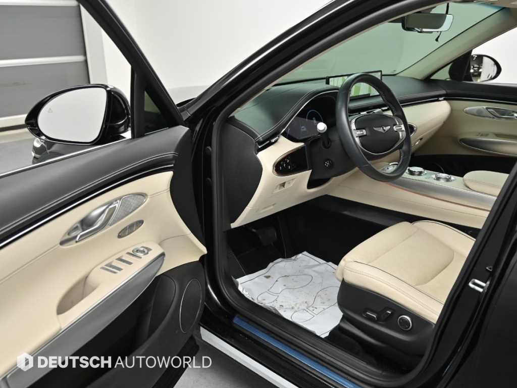Genesis GV70 - Vista 11