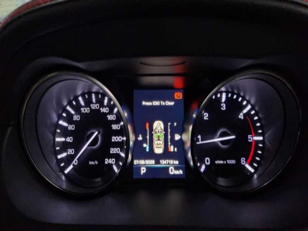 Land Rover Discovery Sports - Vista 5