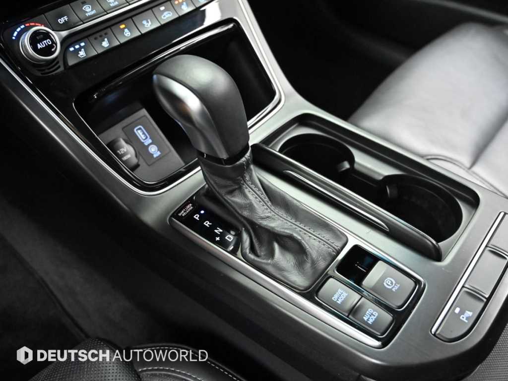 HYUNDAI Grandeur - Vista 9