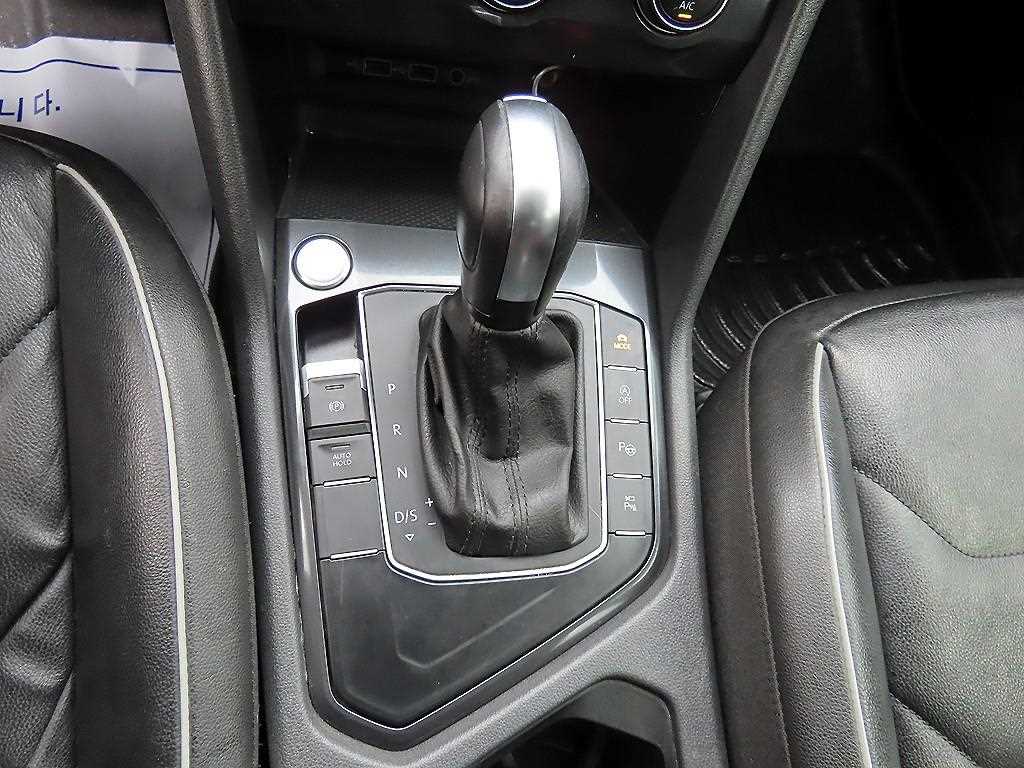 Volkswagen Tiguan - Vista 11