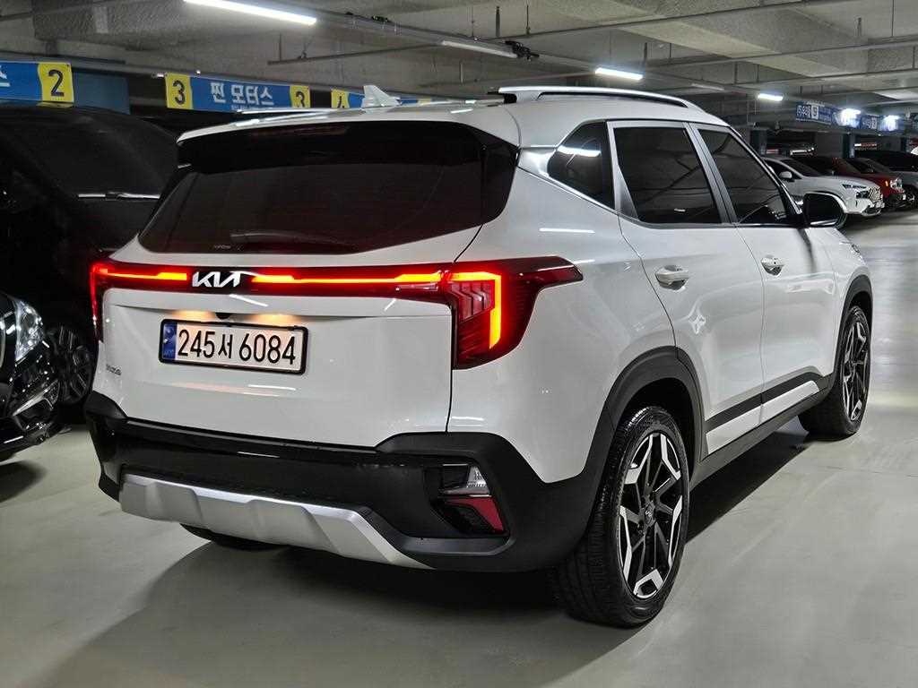 KIA Seltos - Vista 5