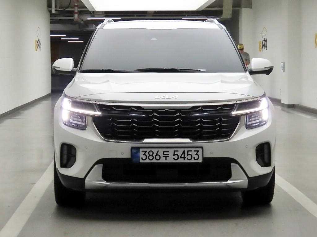 KIA Seltos 2024 Blanco - Importación desde Corea - HF Imports Iquique - Foto 1