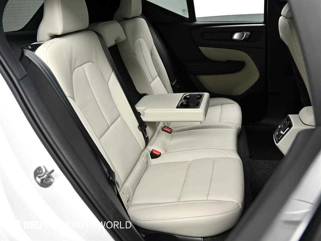 Volvo XC40 - Vista 10