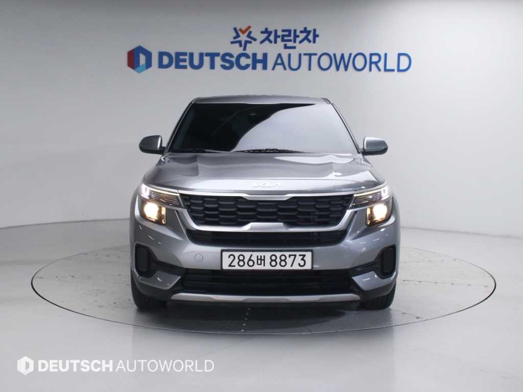 KIA Seltos - Vista 3