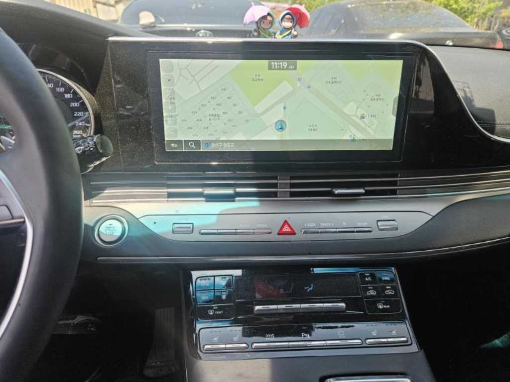 HYUNDAI Grandeur - Vista 5