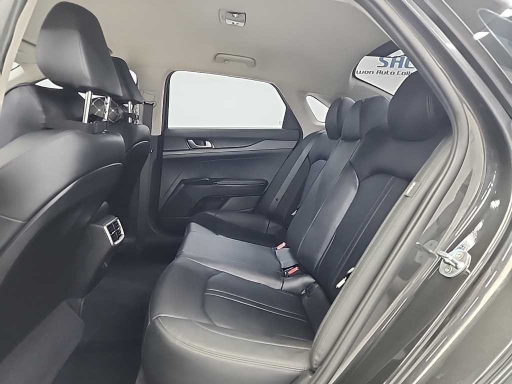 KIA K5 - Vista 12