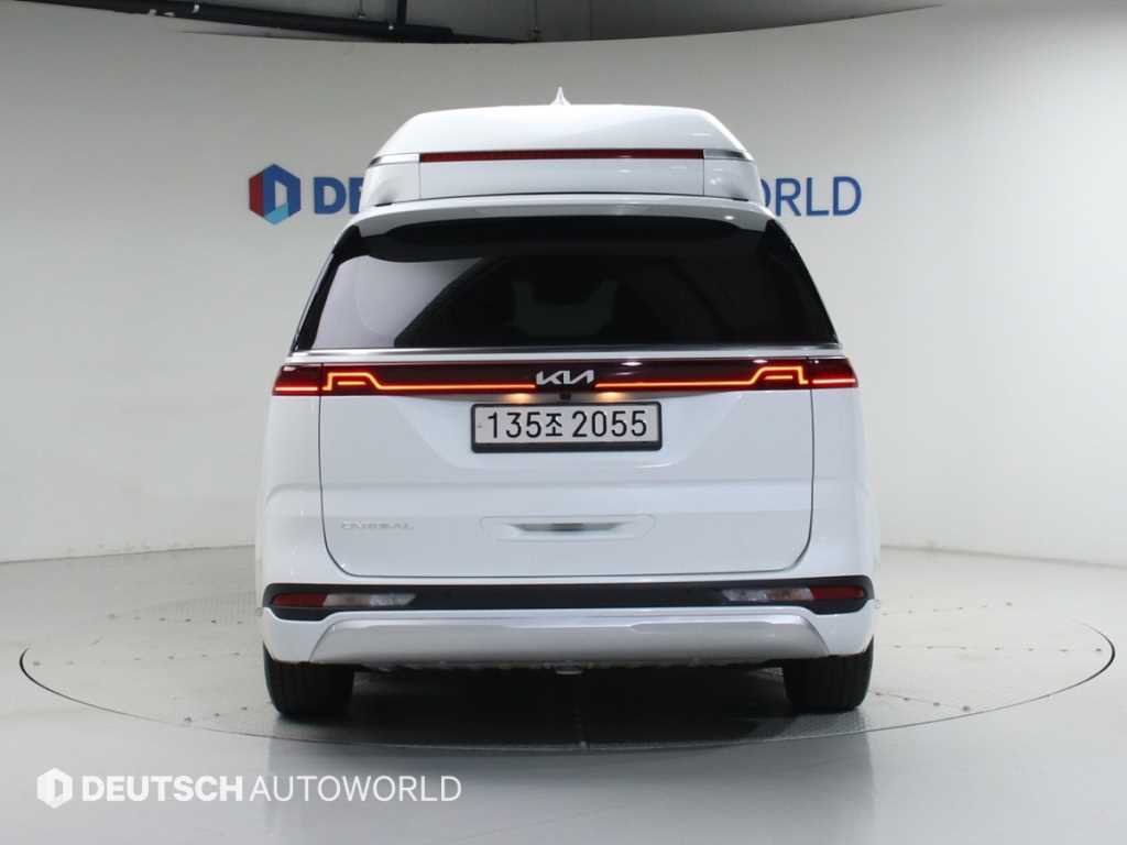 KIA Carnival - Vista 4