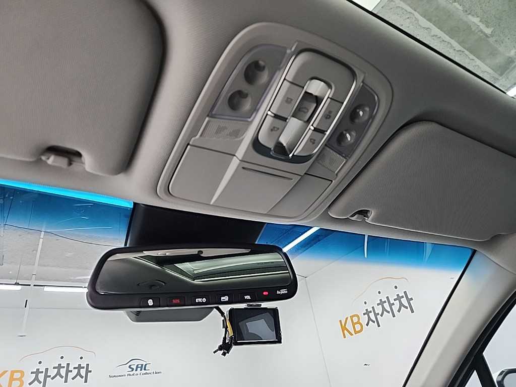 HYUNDAI Santa Fe 2019 Blanco - Importación desde Corea - HF Imports Iquique - Foto 17