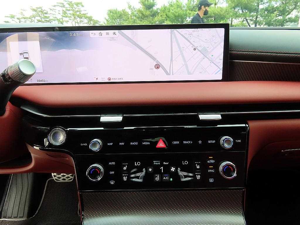 Genesis G80 2025 Negro - Importación desde Corea - HF Imports Iquique - Foto 13