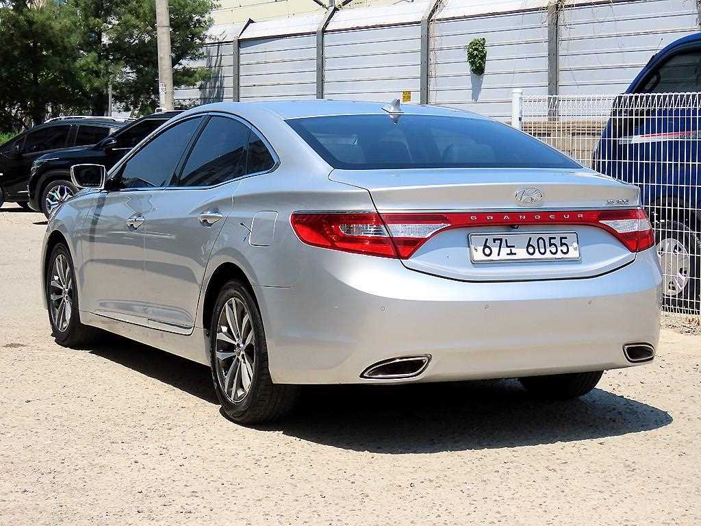 HYUNDAI Grandeur - Vista 3