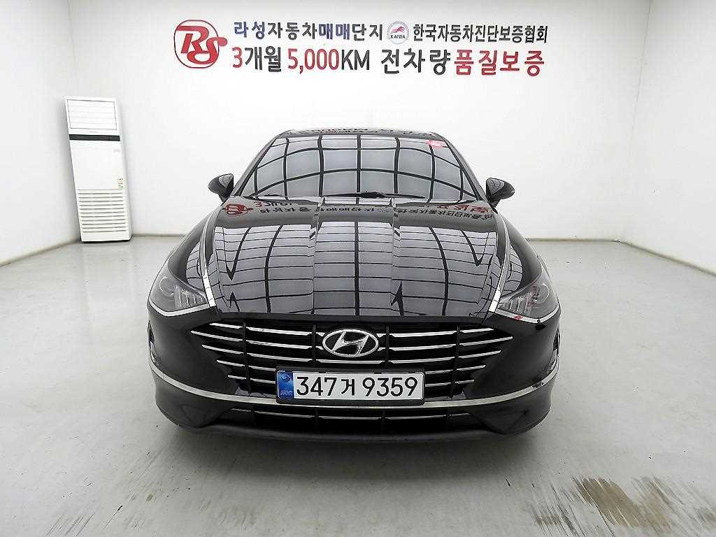 HYUNDAI Sonata - Vista 2