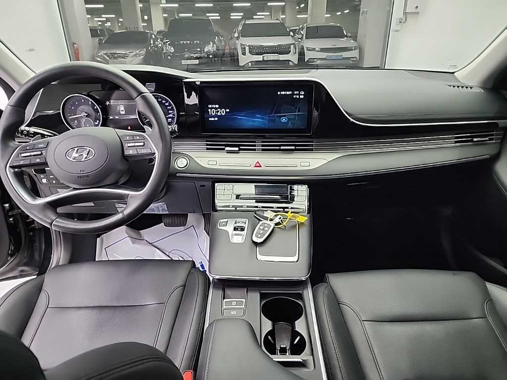 HYUNDAI Grandeur - Vista 7