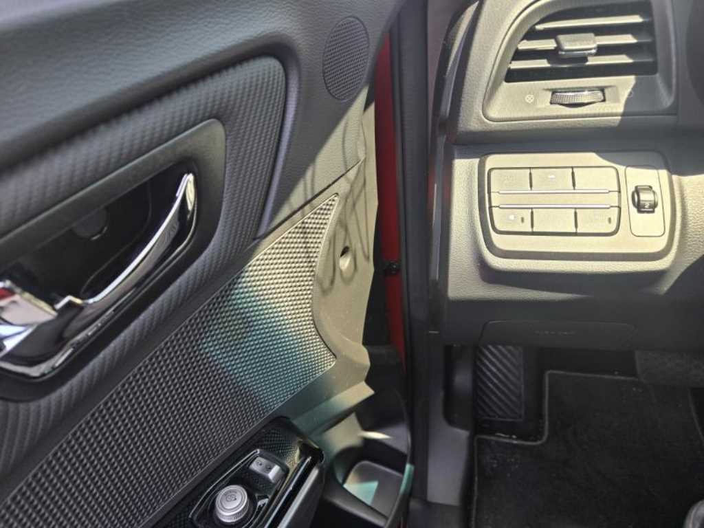 Ssangyong Tivoli - Vista 10