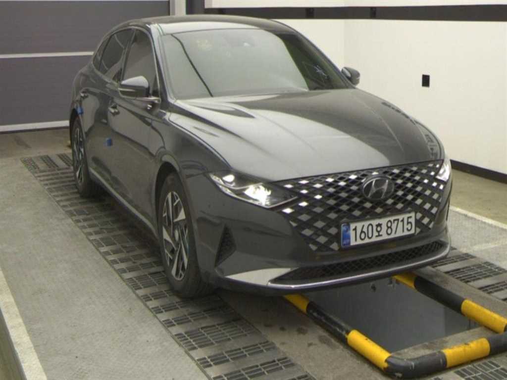 HYUNDAI Grandeur - Vista 4