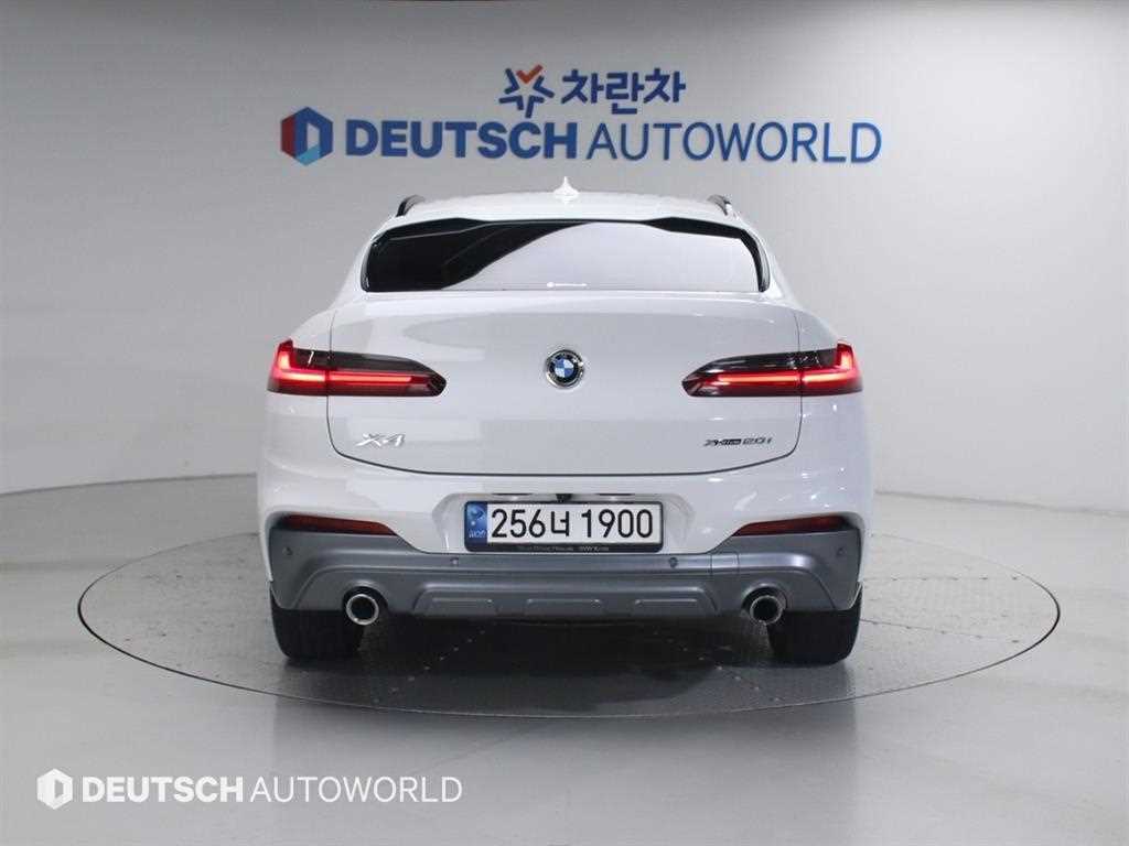 BMW X4 - Vista 4