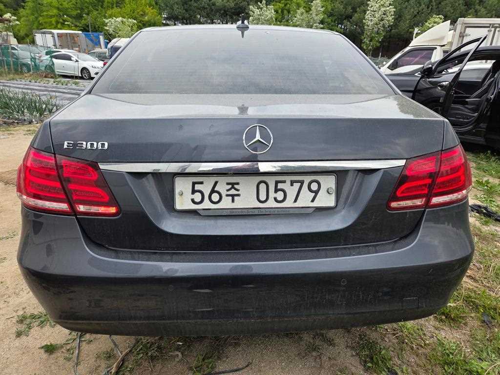 Mercedes Benz E class - Vista 2