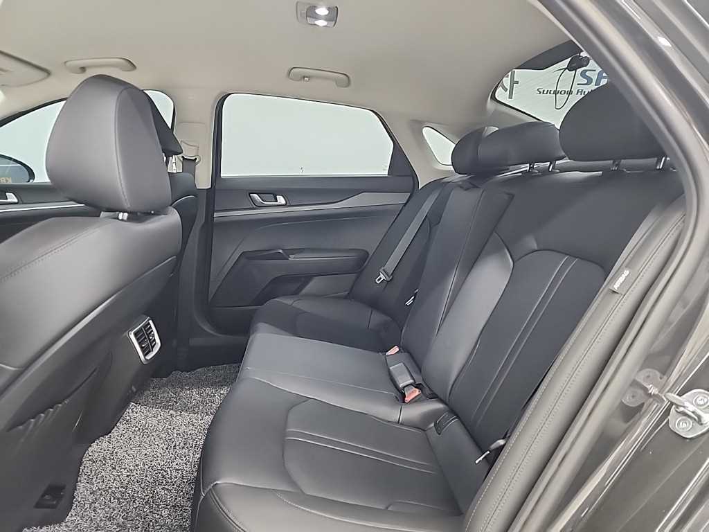 KIA K5 - Vista 12