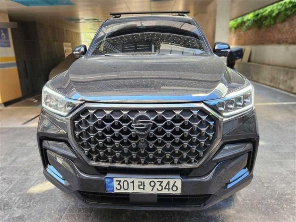 Ssangyong Rexton 2021 Negro - Importación desde Corea - HF Imports Iquique - Foto 1