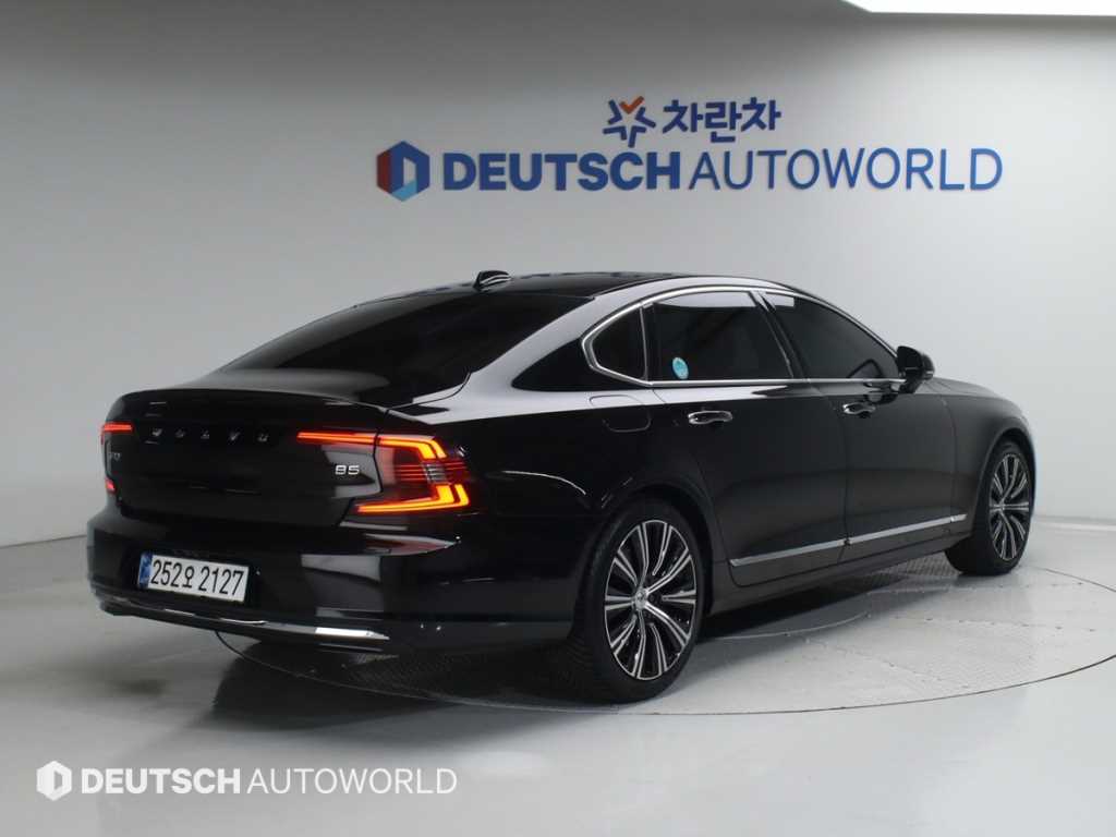 Volvo S90 - Vista 2