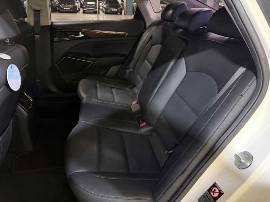 KIA K7 - Vista 7