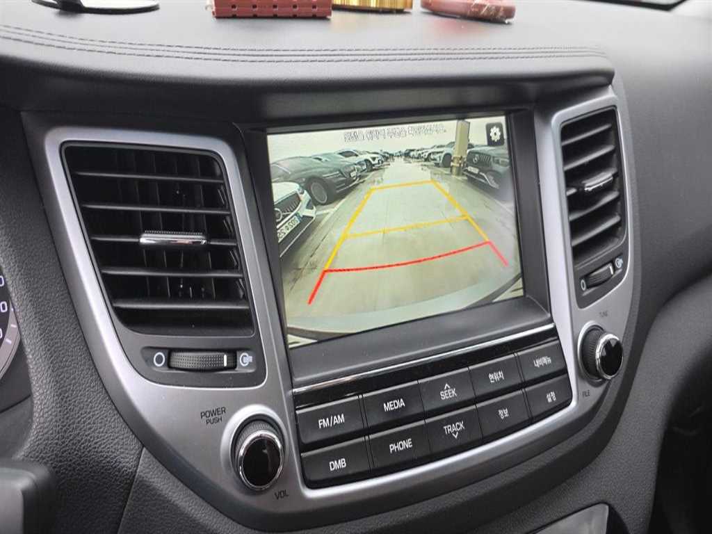HYUNDAI Tucson - Vista 10
