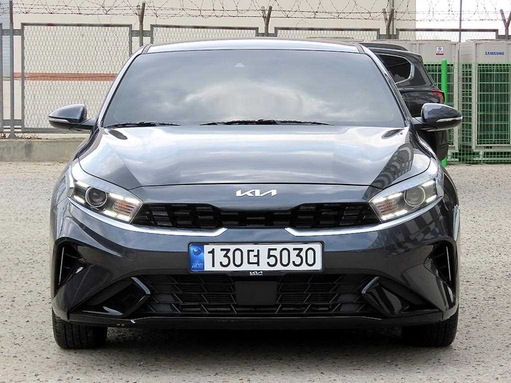 KIA K3 2024 Gris - Importación desde Corea - HF Imports Iquique - Foto 1