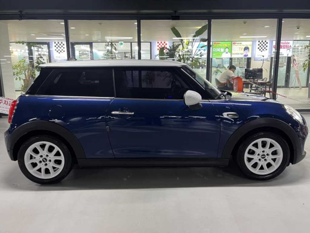 Mini Cooper - Vista 3