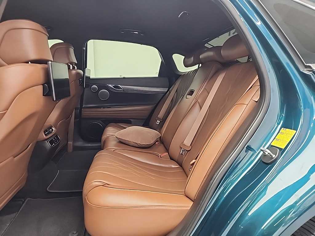 Genesis G80 - Vista 12