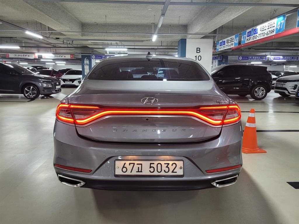 HYUNDAI Grandeur - Vista 4