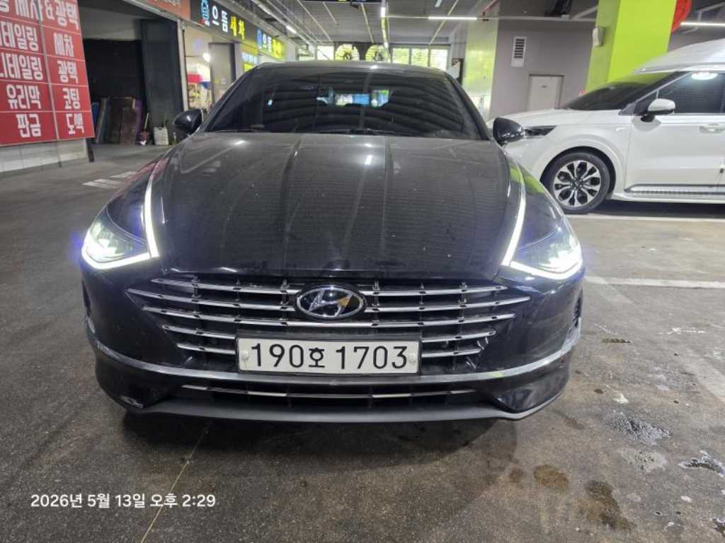 HYUNDAI Sonata 2022 Negro - Importación desde Corea - HF Imports Iquique - Foto 1