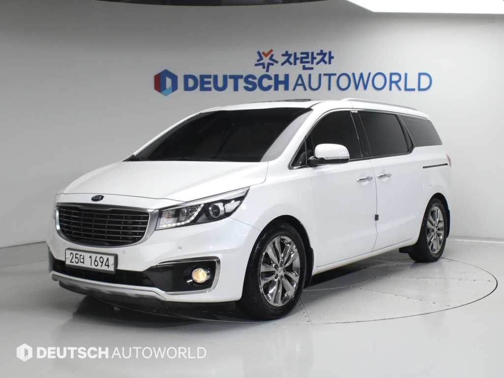 KIA Carnival 2016 Blanco - Importación desde Corea - HF Imports Iquique - Foto 1