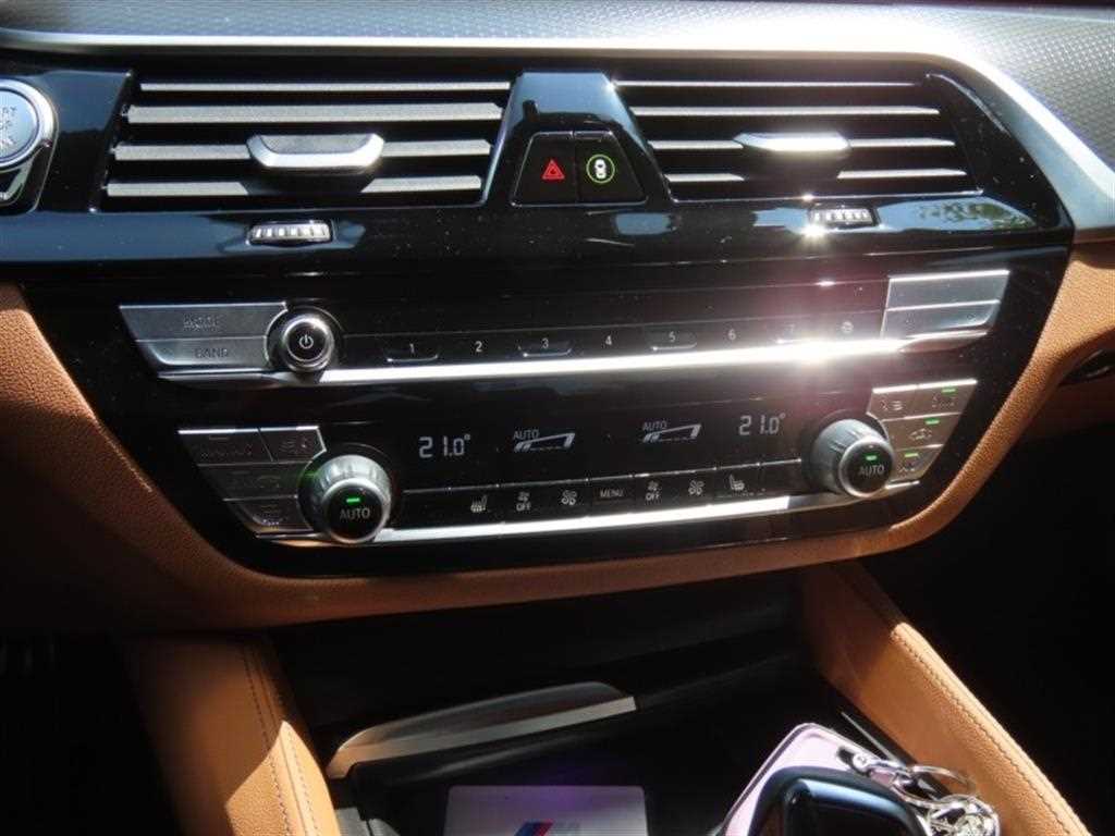 BMW 5 Series - Vista 7