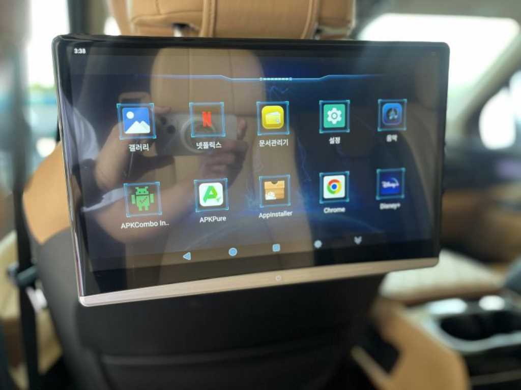KIA Carnival - Vista 5