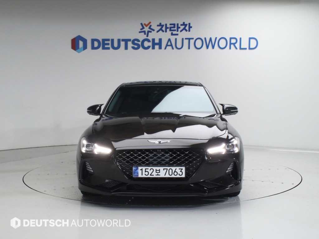 Genesis G70 - Vista 3