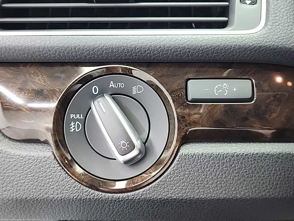 Volkswagen Passat 2015 Negro - Importación desde Corea - HF Imports Iquique - Foto 18