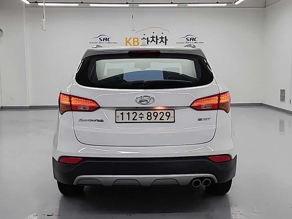 HYUNDAI Santa Fe - Vista 3