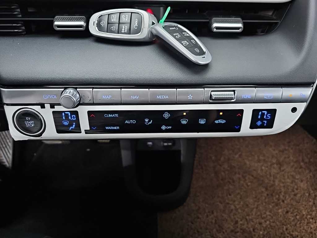 HYUNDAI Ioniq 5 - Vista 10