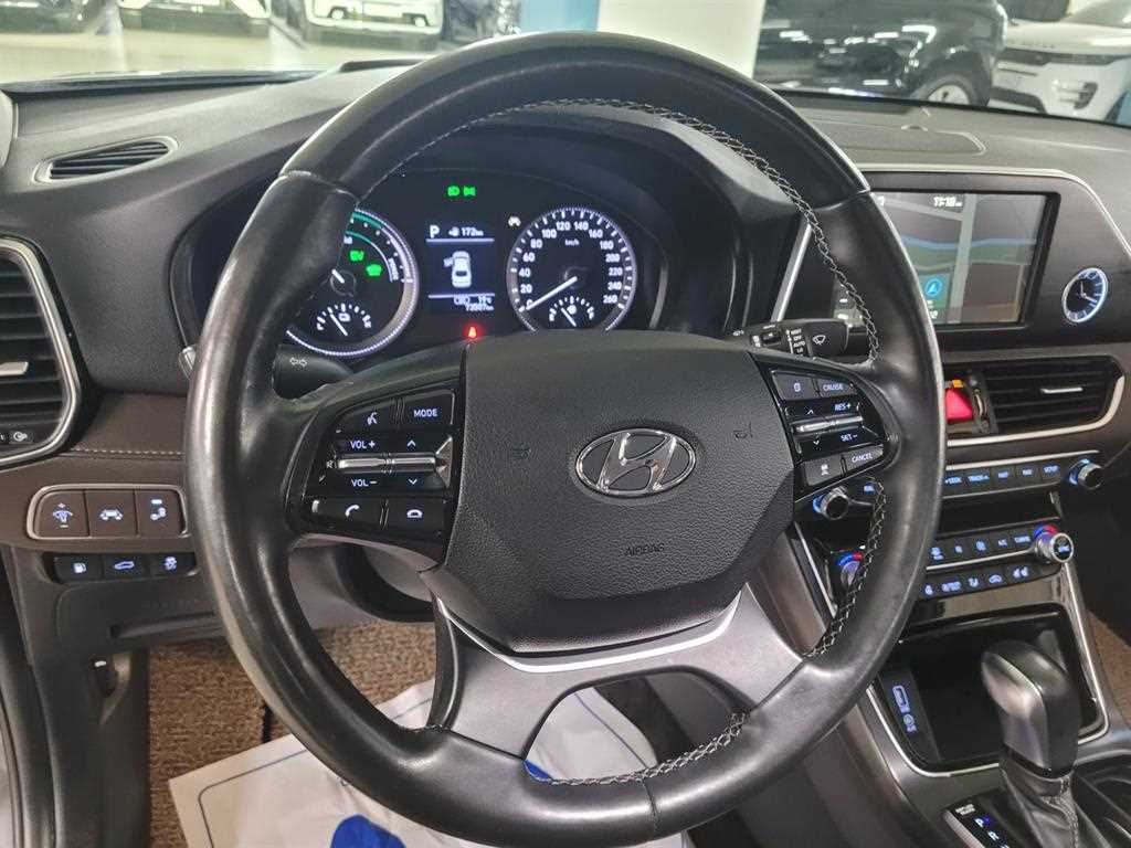 HYUNDAI Grandeur 2018 Gris - Importación desde Corea - HF Imports Iquique - Foto 16