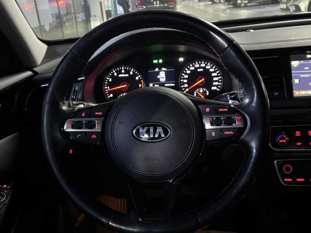 KIA K7 - Vista 6